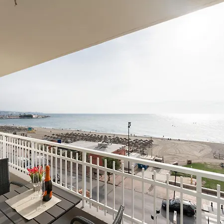 Malagasuite Impressive Seaviews Apartment